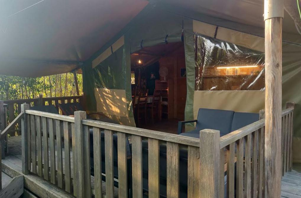 Easyatent Safari Tent Polari Ровинь Номер фото